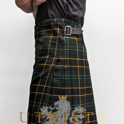 Traditional Kilt – Standard Wool, Irish Black