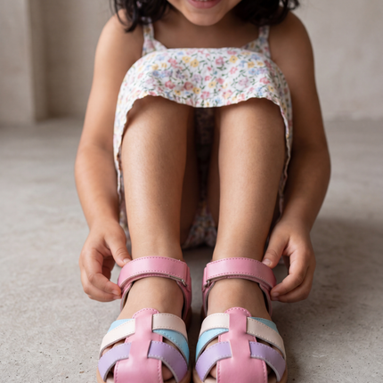 Barefoot Sandals – Comfortable Closed-Toe Sandals for Kids | Taffy