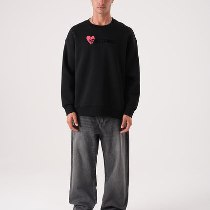 Noble Stance Oversized Sweatshirt: Artistic Heart & Dog Graphic