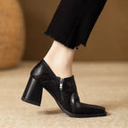 Black / 35