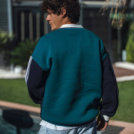 Arsenal Oversized 3-Thread Fleece-Lined Sweatshirt - Cozy and Durable Design