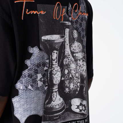 Time Of Chaos Vase Graphic Oversize Cotton Tee