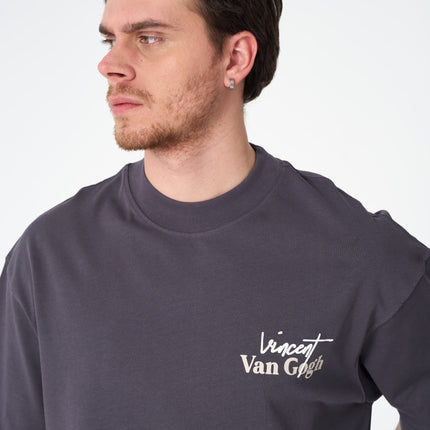 Oversize Cotton Tee / Vincent Van Gogh Artist Name & Art Print
