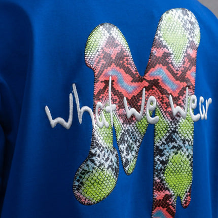 Oversize Graphic Cotton Tee – "What We Wear" Abstract Print