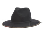 Medium / Black