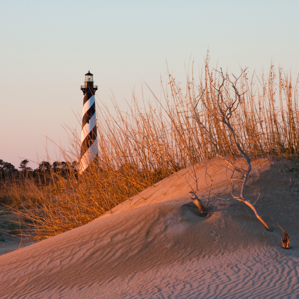 Outer Banks- 8oz Wood Wick Candle