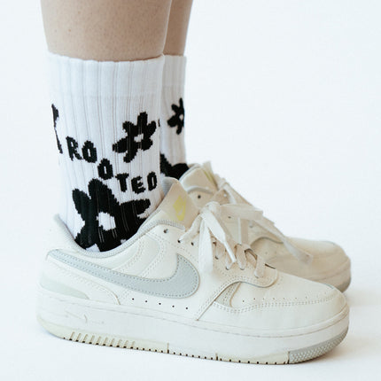 Stay Rooted Socks