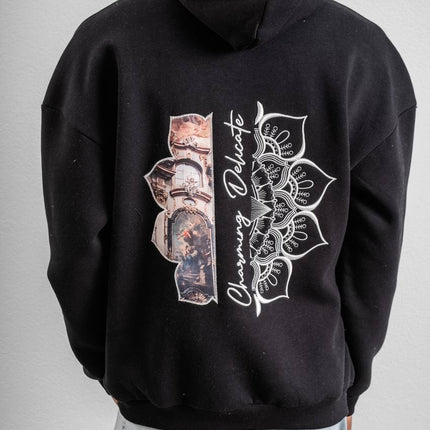 Street Style Oversize Hoodie – Unisex Hoodie with Artistic Baroque Print