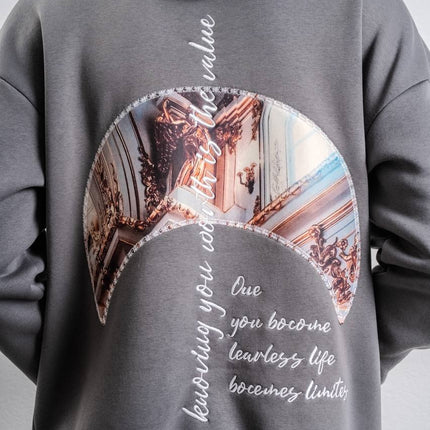 Unisex Oversize Hoodie with Artistic Print – Modern Streetwear Style