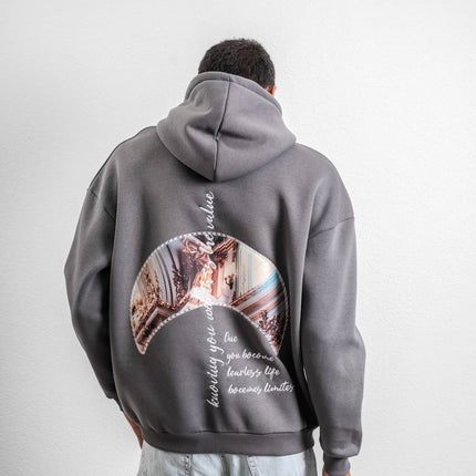 Unisex Oversize Hoodie with Artistic Print – Modern Streetwear Style