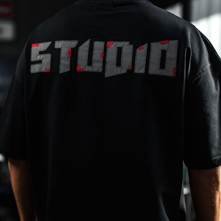 Studio Graphic Cotton Tee - Minimalist Text Print T-Shirt