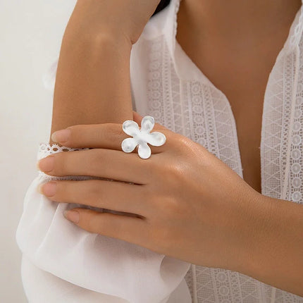 Bloom Statement Ring