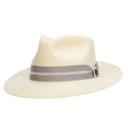 Medium / White