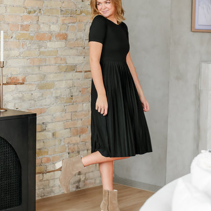 Emersyn Pleated Midi Dress