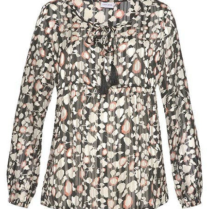 Patterned tops