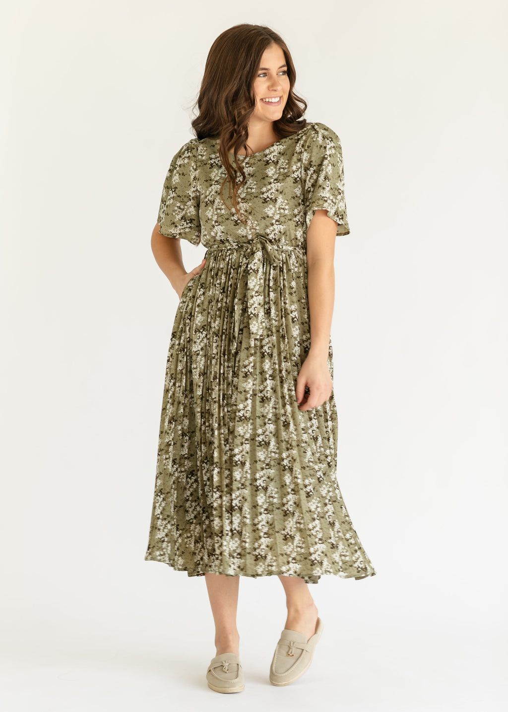 Louise Short Sleeve Pleated Midi Dress