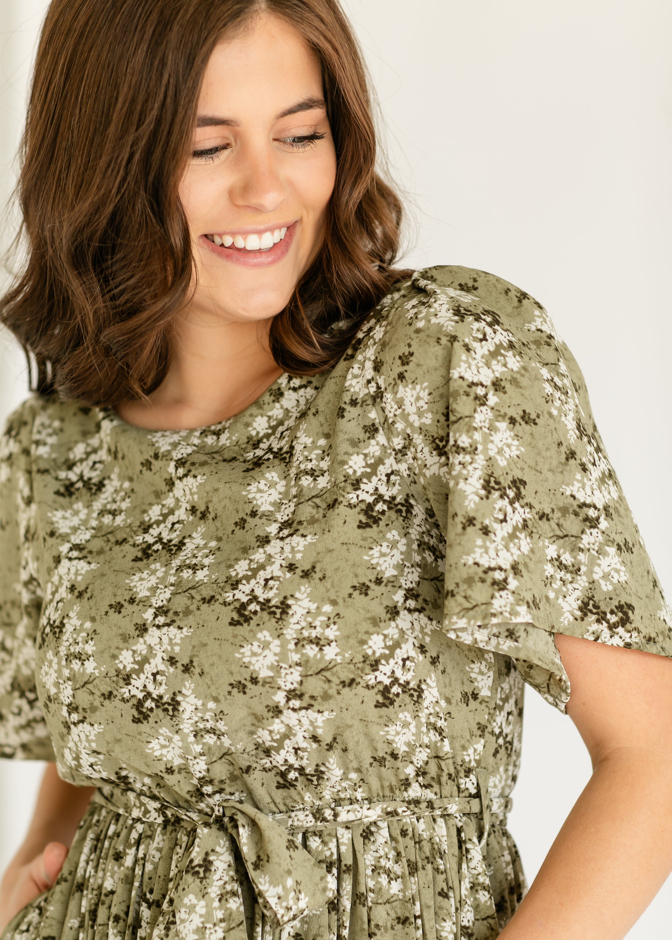 Louise Short Sleeve Pleated Midi Dress