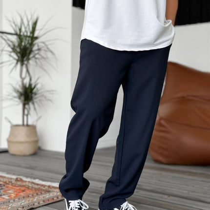 Modern Essential Men's Pleated Trousers – Tailored Comfort for Everyday Refinement