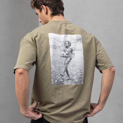 Men's Oversize '77' Graphic T-Shirt
