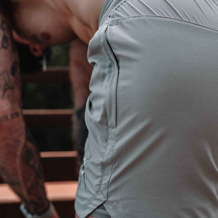 MEN’S | HYBRIFLEX SHORT : GREY