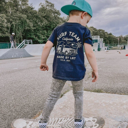 THE SURF TEAM TEE - BLACK