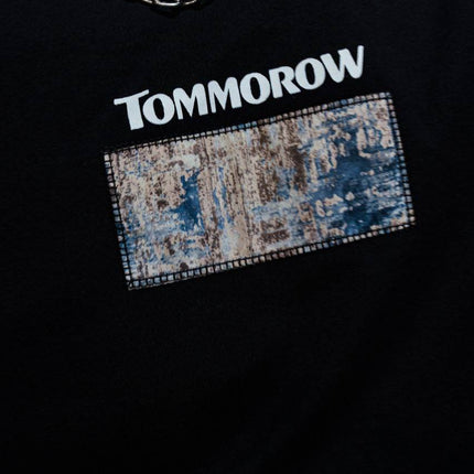 Men's Oversize 'TOMMOROW' Graphic Tee - Abstract Streetwear Shirt