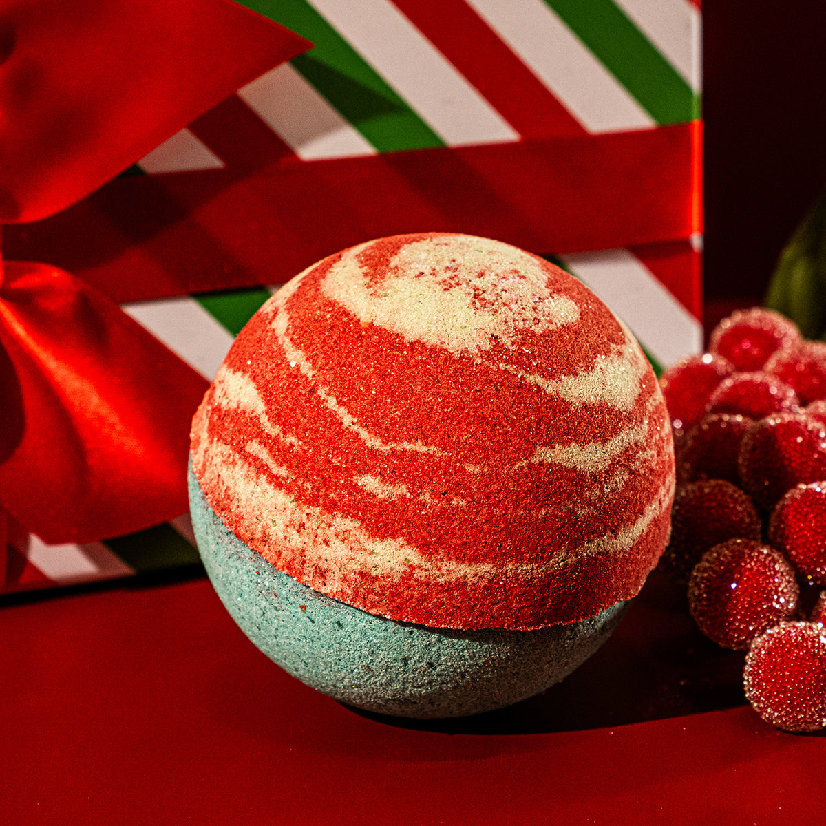 Under The Mistletoe 10oz Jewelry Bath Bomb
