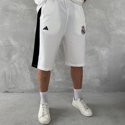 Elite Club Style Men's Polo & Shorts Set – Tailored Athletic Look with Crest Detail